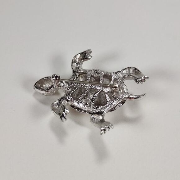 Vintage 1980's Silver Tone Monet Turtle Brooch - Picture 5 of 6